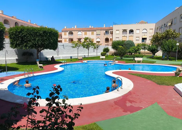 Urbano Sol Y Mar Τορεβιέχα